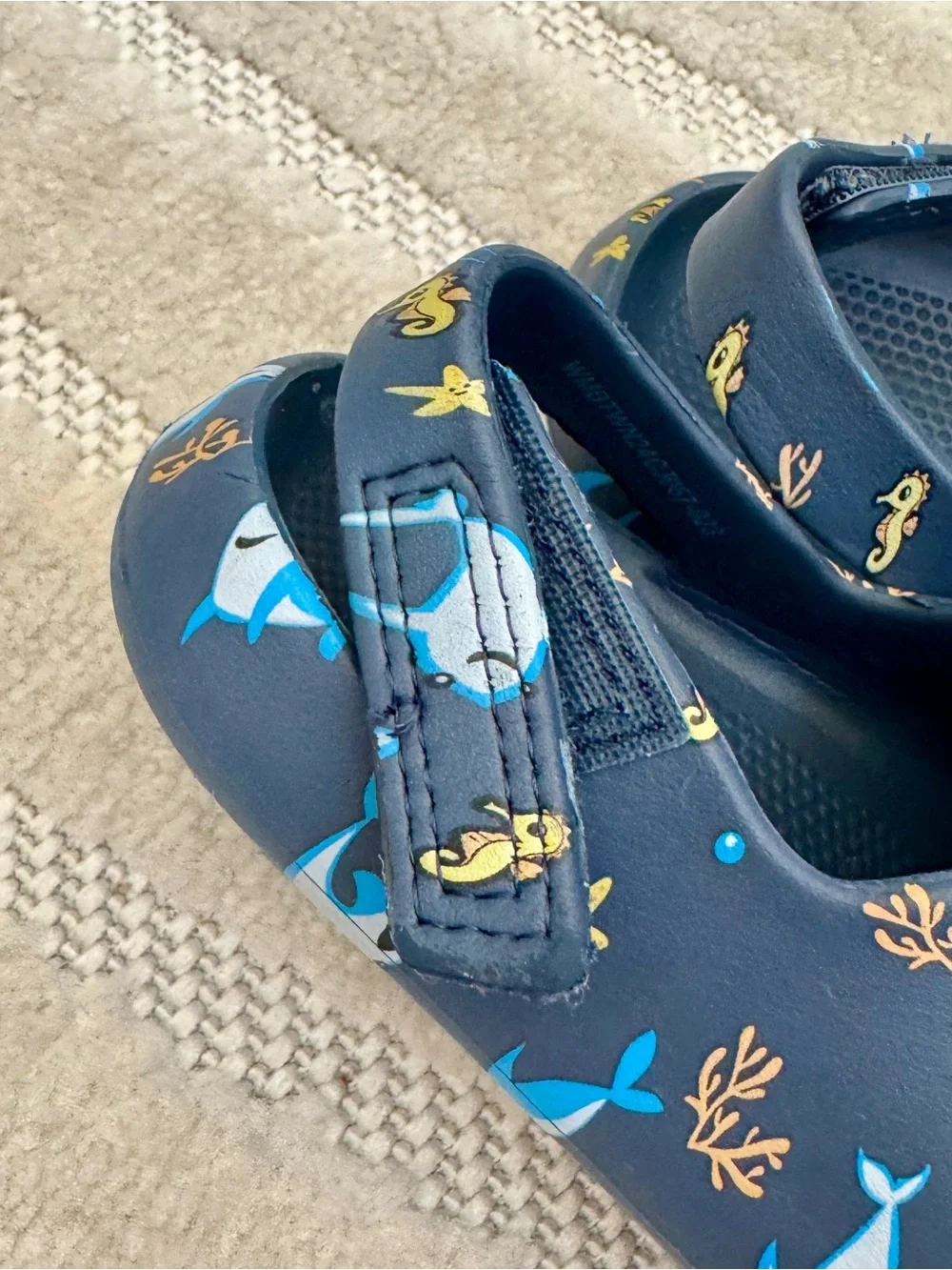 wonder nation Navy Blue Shark & Sea Life Slip-On Sandals, size 11